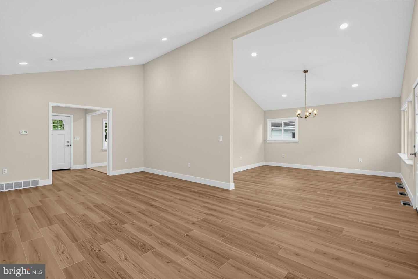 7724 Green Valley Rd Property Photo 10