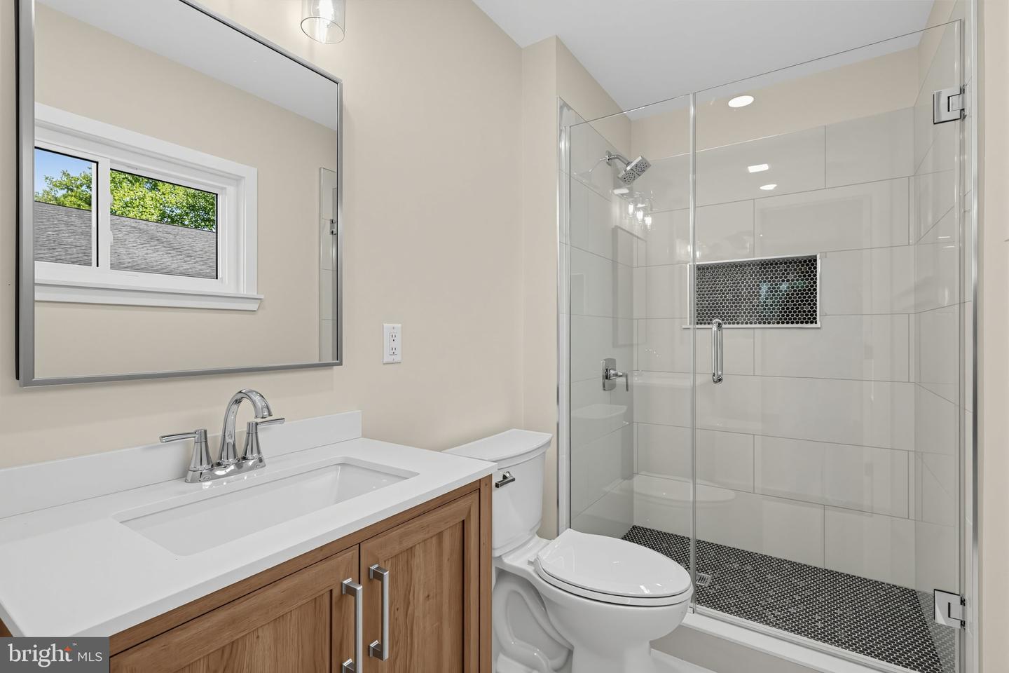 7724 Green Valley Rd Property Photo 14