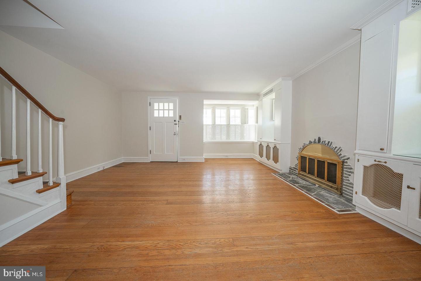 214 Harrogate Rd Property Photo 4