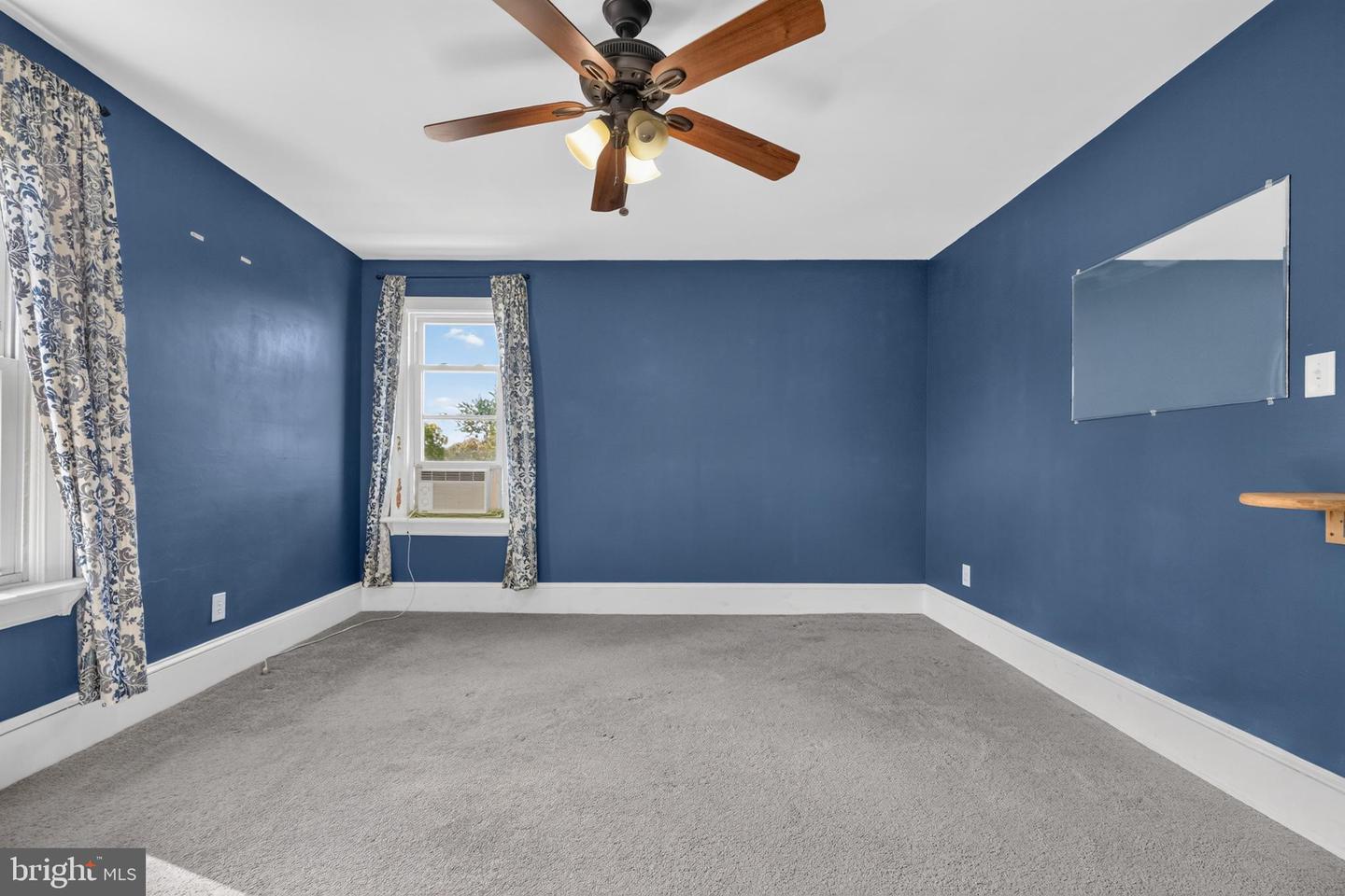 26 S Main St Property Photo 18