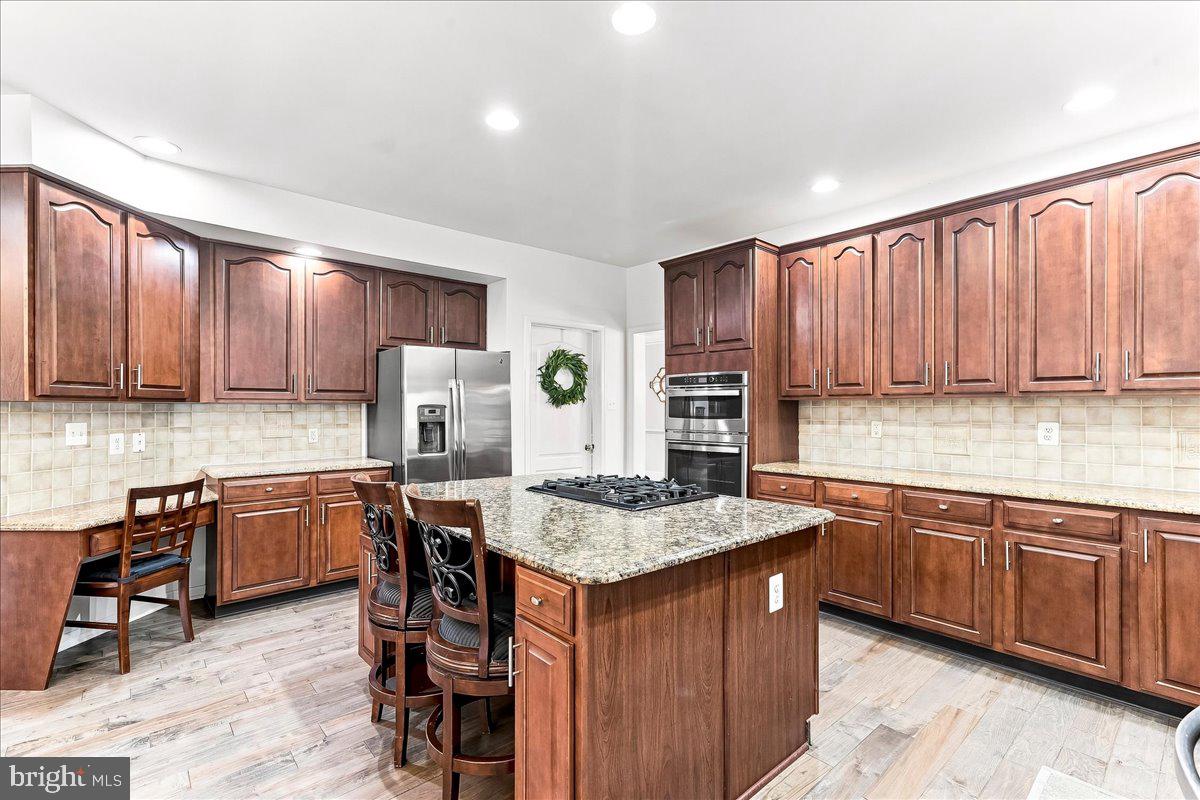 1104 Goshawk Cir Property Photo 13