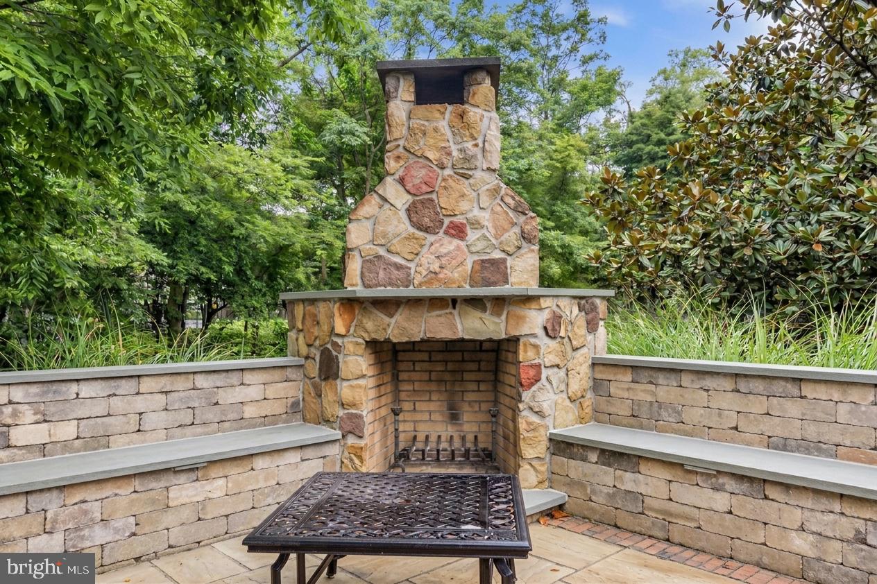 1104 Goshawk Cir Property Photo 40