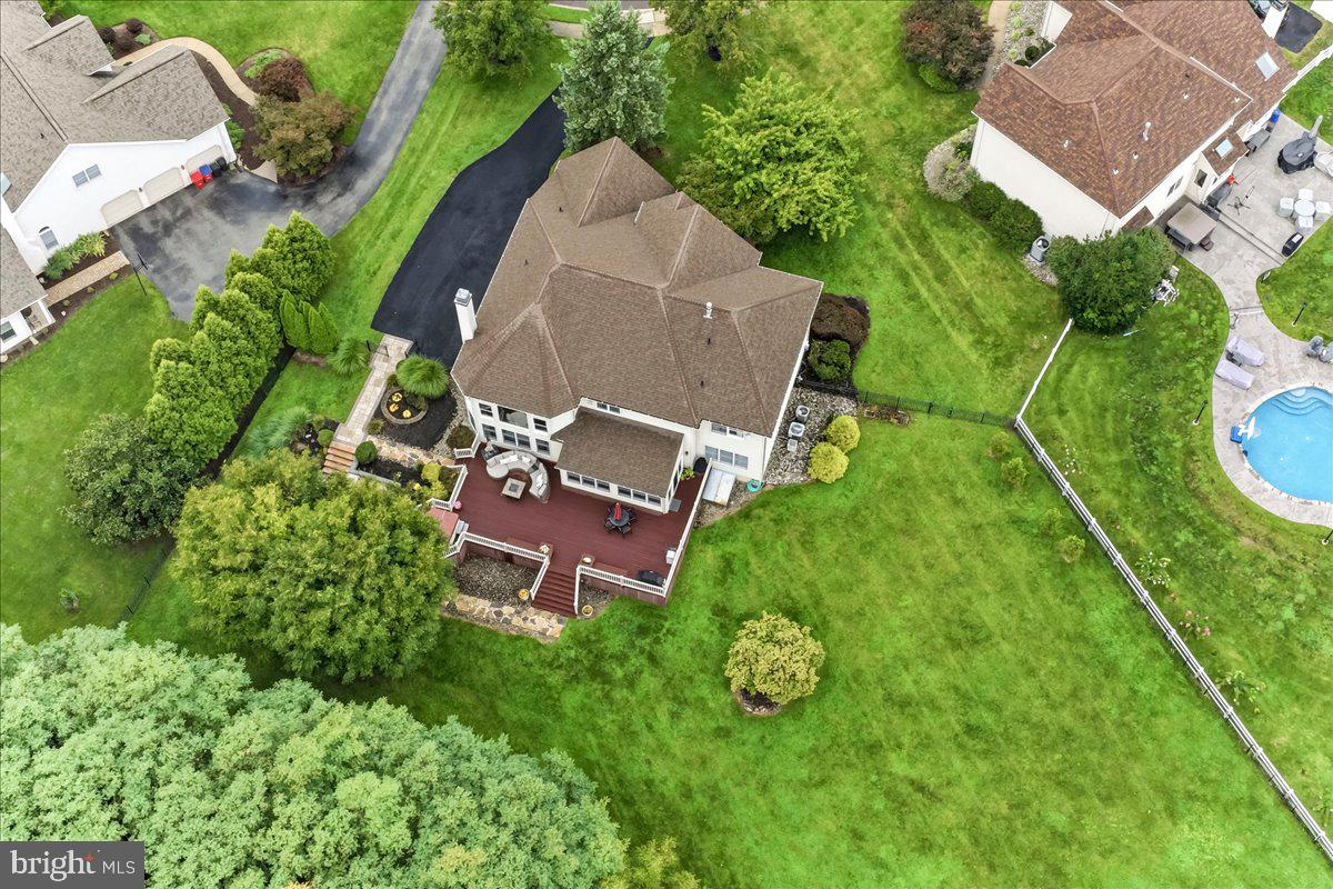 1104 Goshawk Cir Property Photo 49