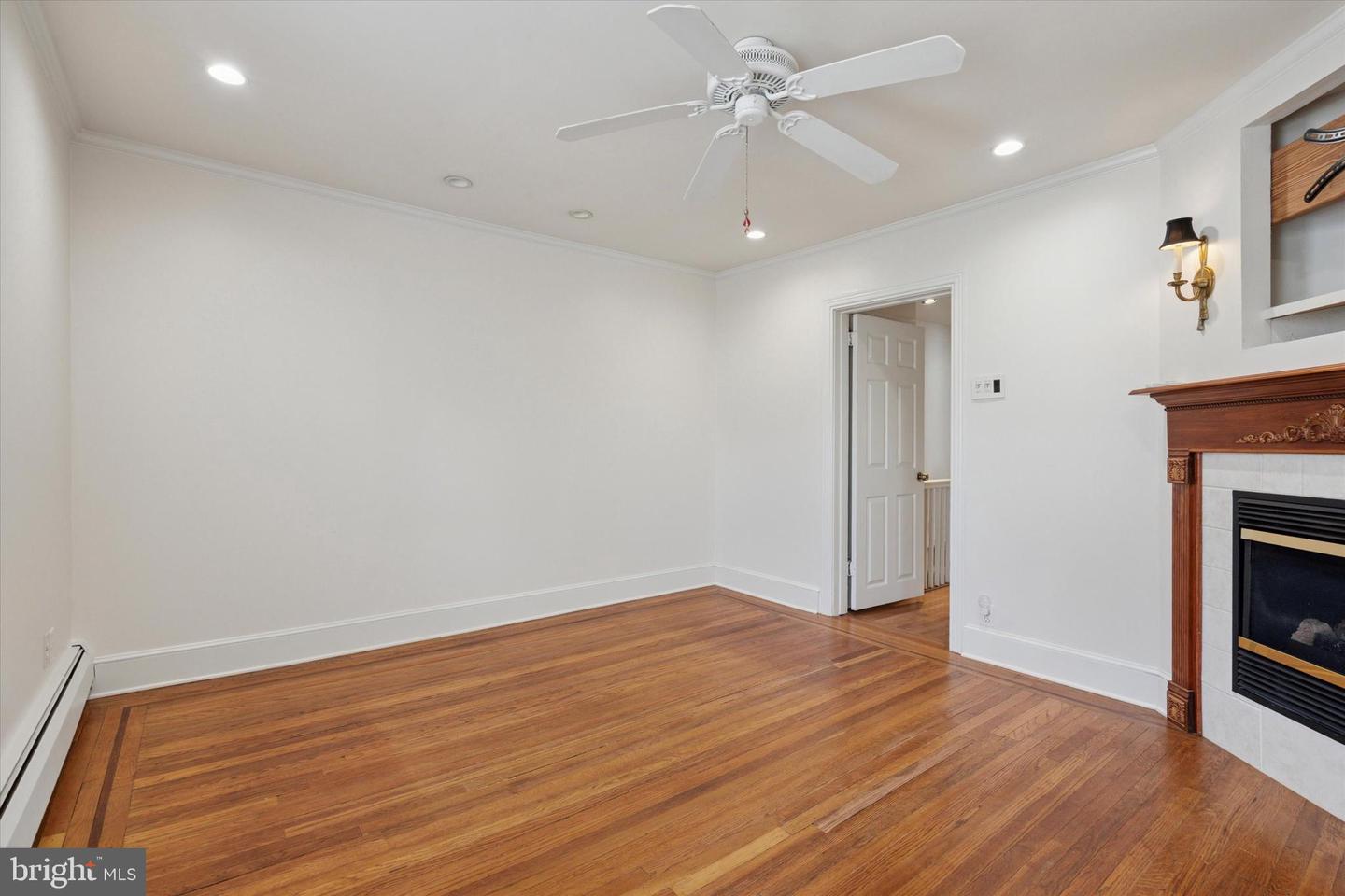 122 Conway Ave Property Photo 18