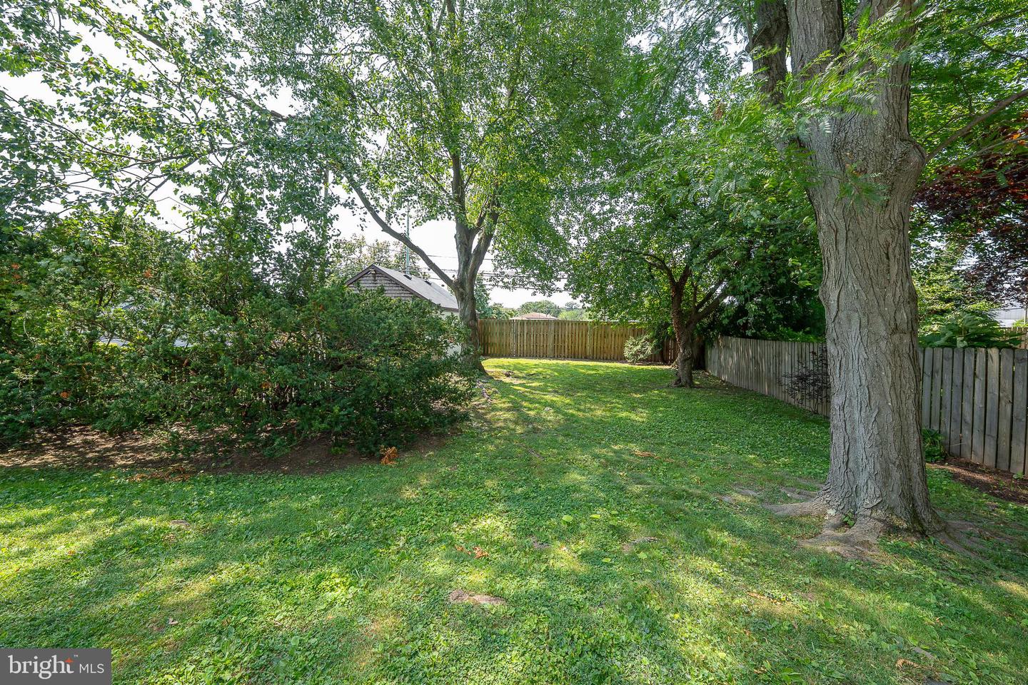 282 Hathaway Ln Property Photo 6