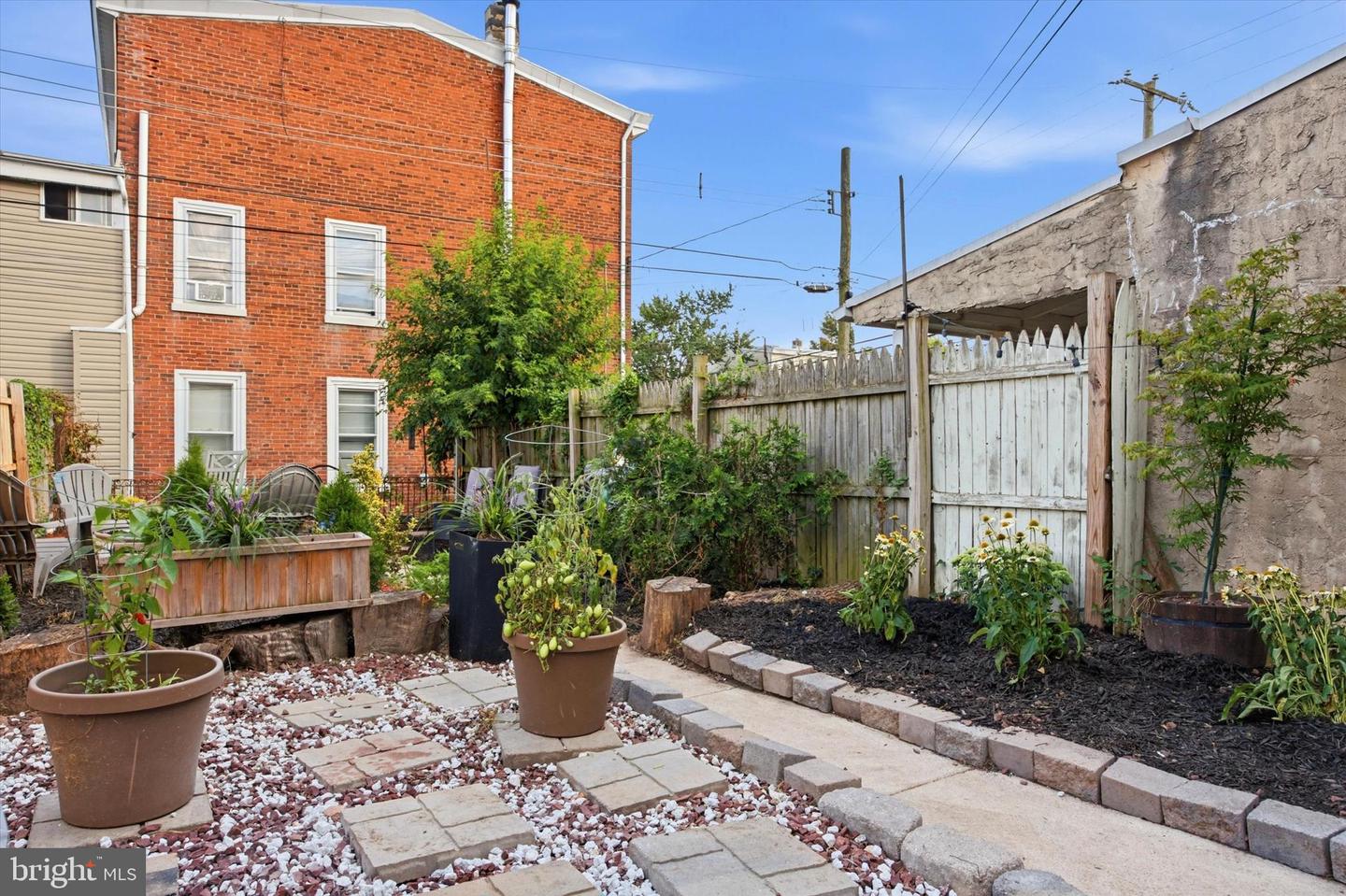 802 George St Property Photo 24