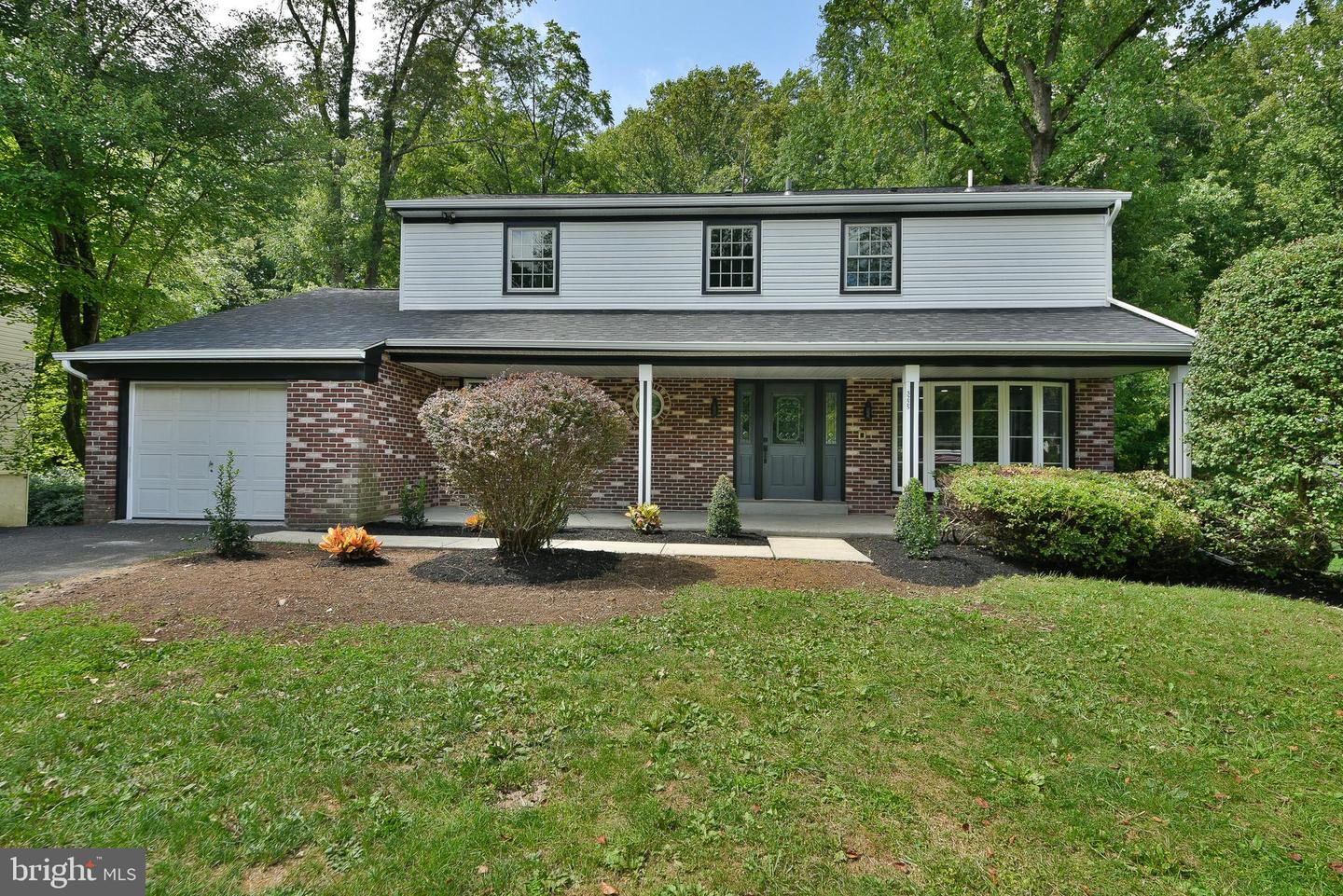 3225 BURN BRAE DR
