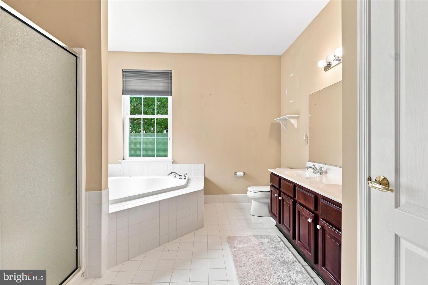 296 Westminster Ln Property Photo 21