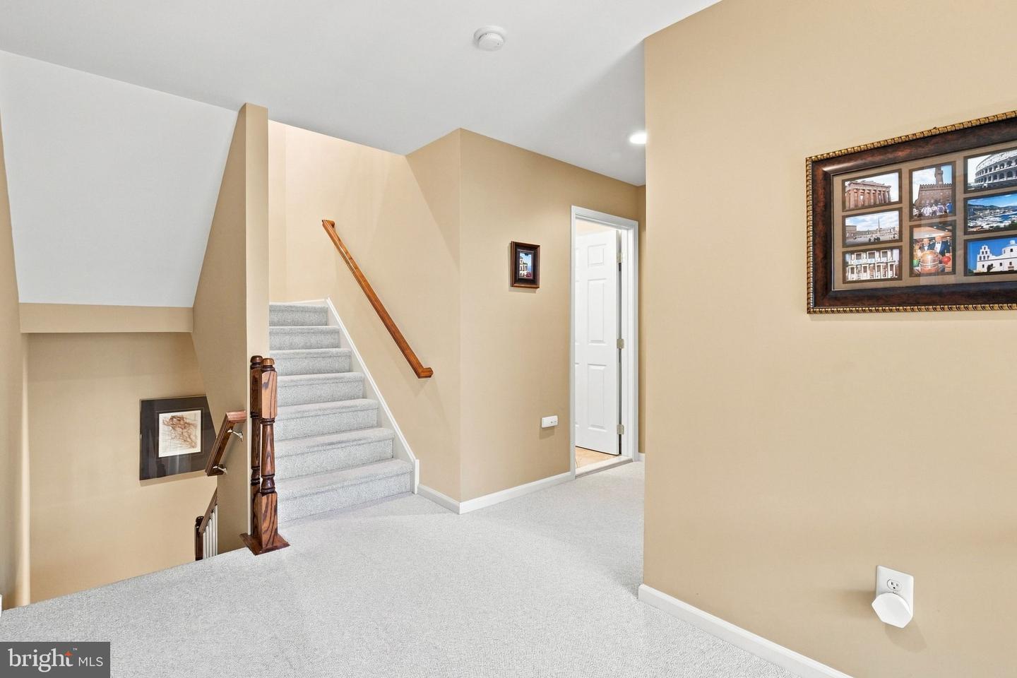 626 Greycliffe Ln Property Photo 28