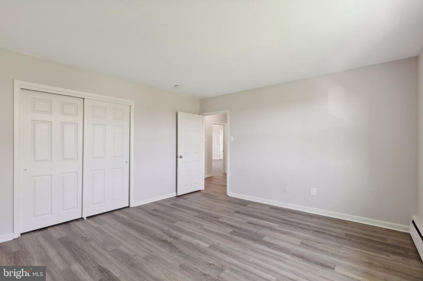 500 Manor House Ln #a4 Property Photo 11
