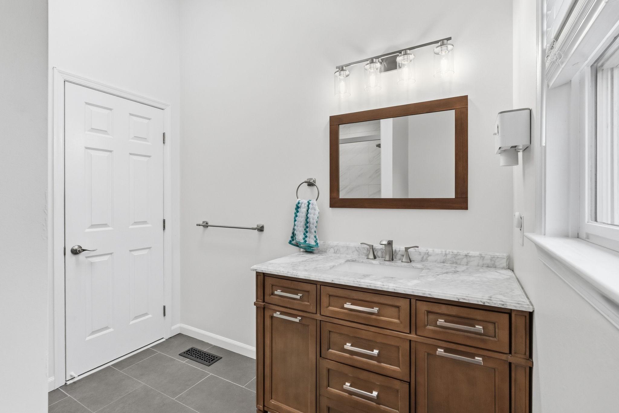 107 Diane Cir Property Photo 22