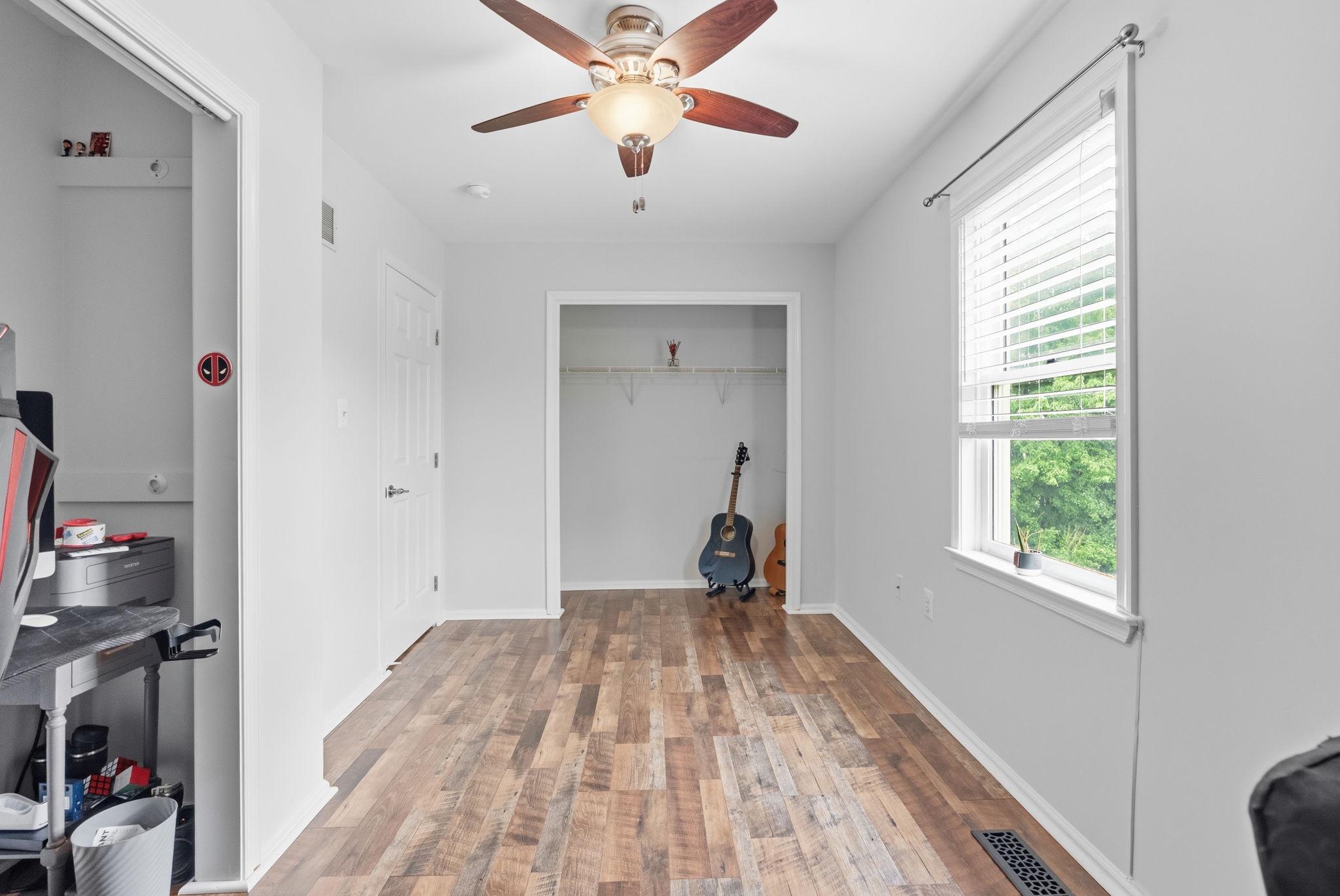 107 Diane Cir Property Photo 27