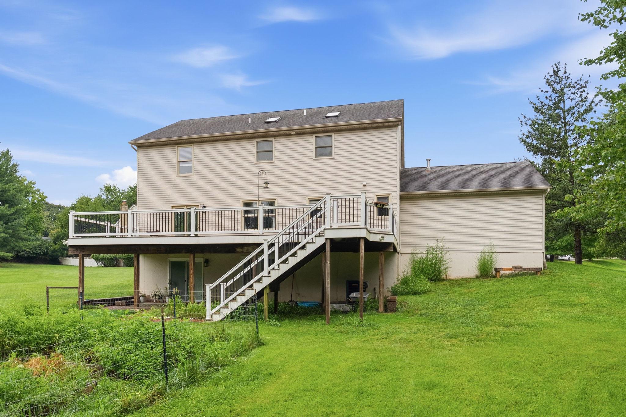 107 Diane Cir Property Photo 36
