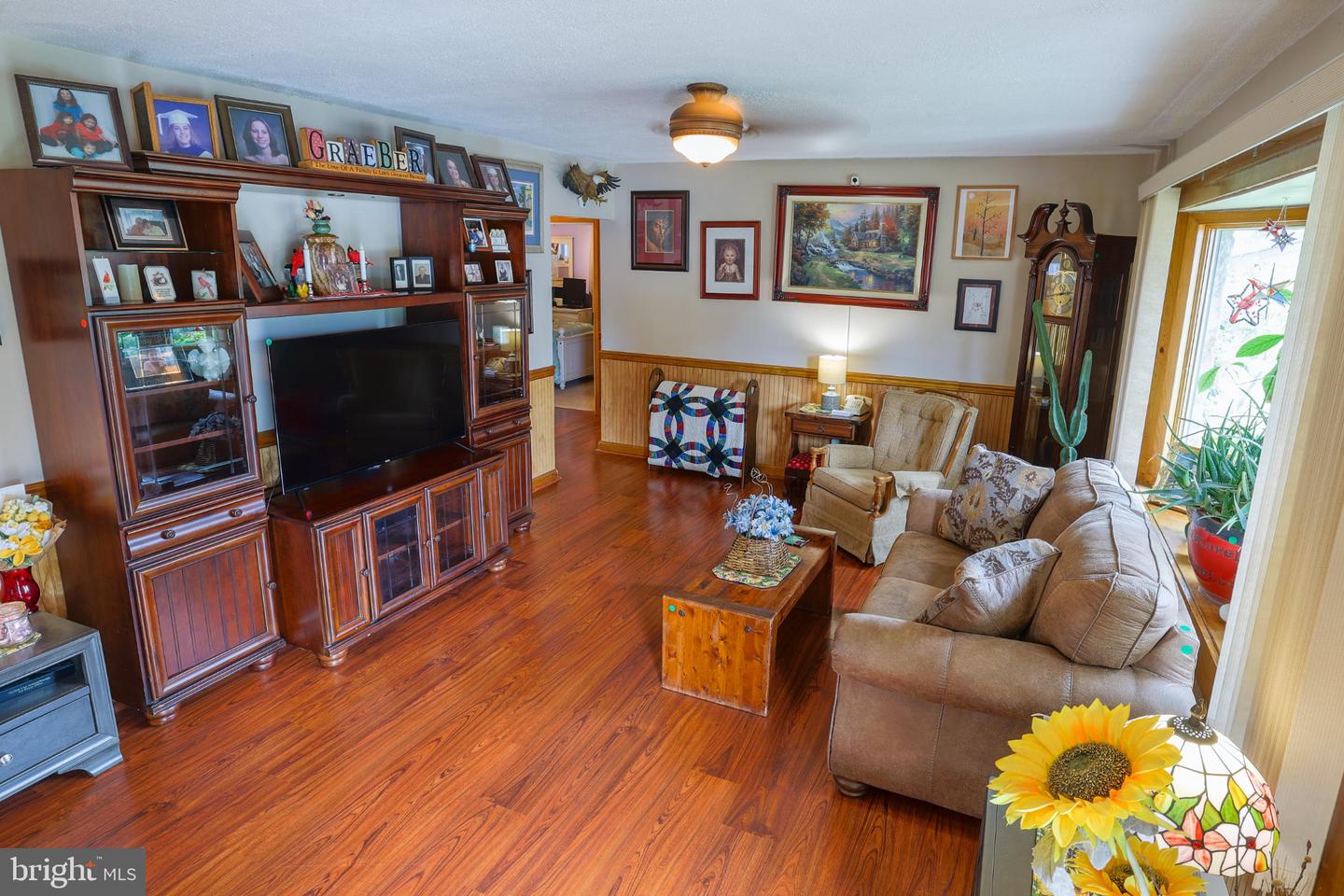 2603 Veser Ln Property Photo 4