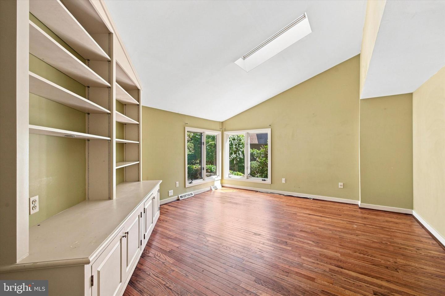 45 Llanfair Cir Property Photo 6