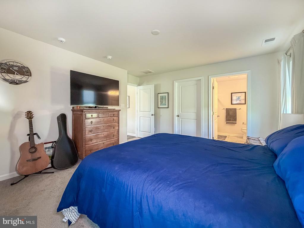 206 Lilly Property Photo 18