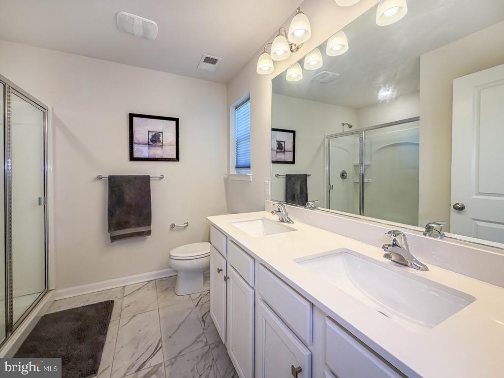 206 Lilly Property Photo 20