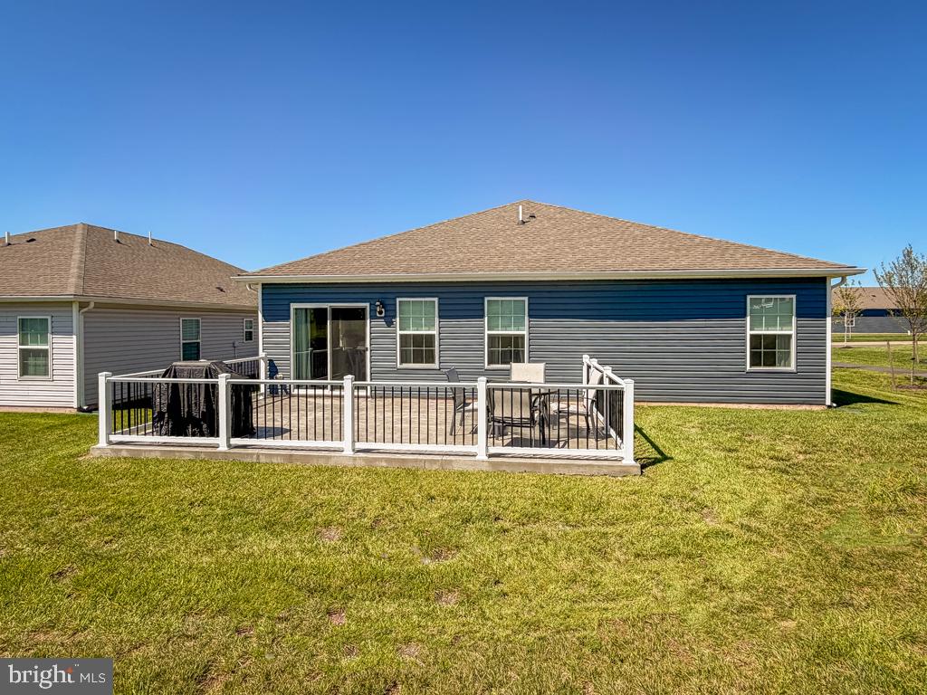 206 Lilly Property Photo 33