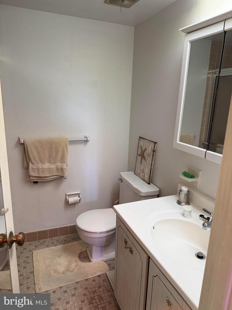 309 Florence Ave #414-n Property Photo 14