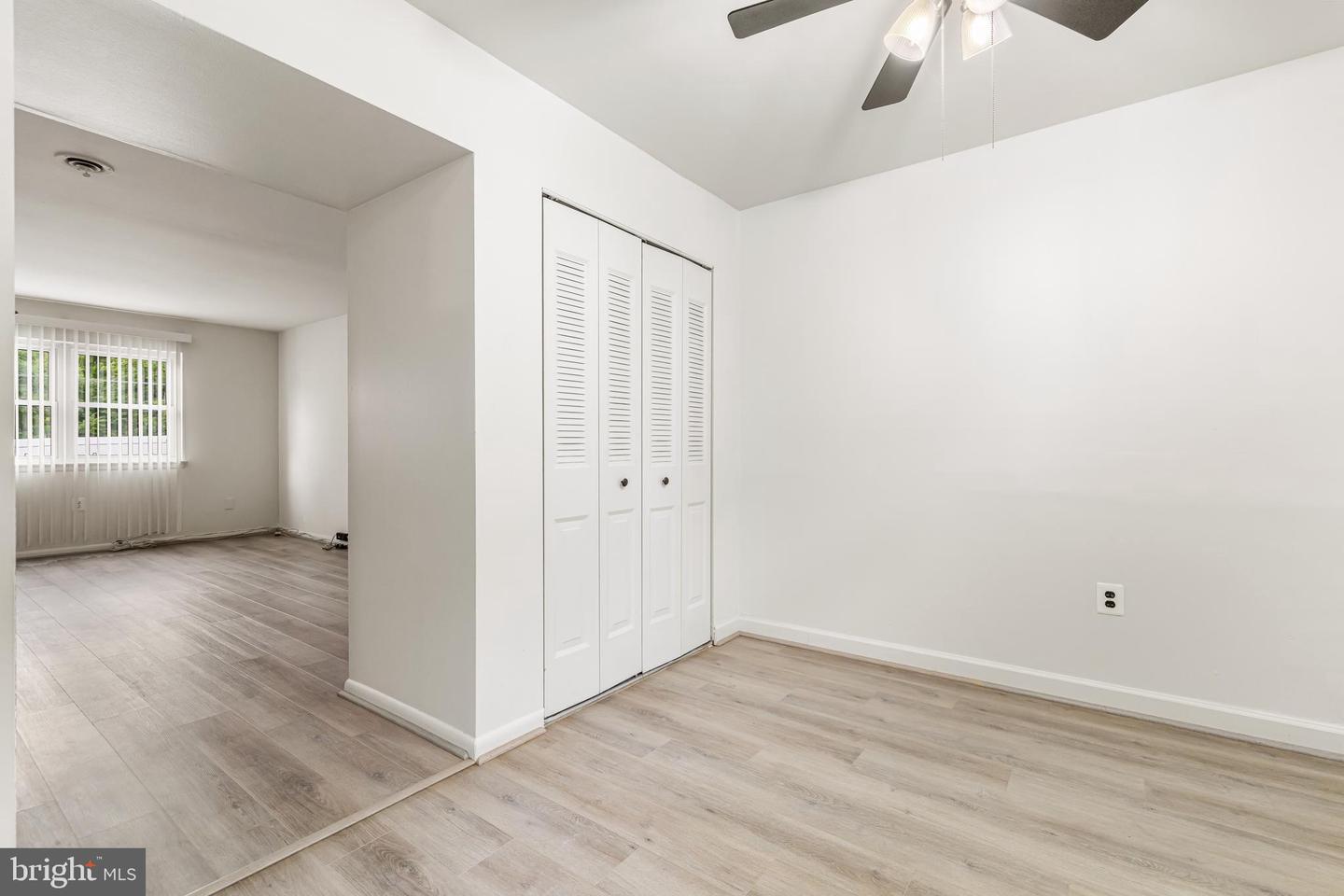 515 N York Rd #2e Property Photo 19