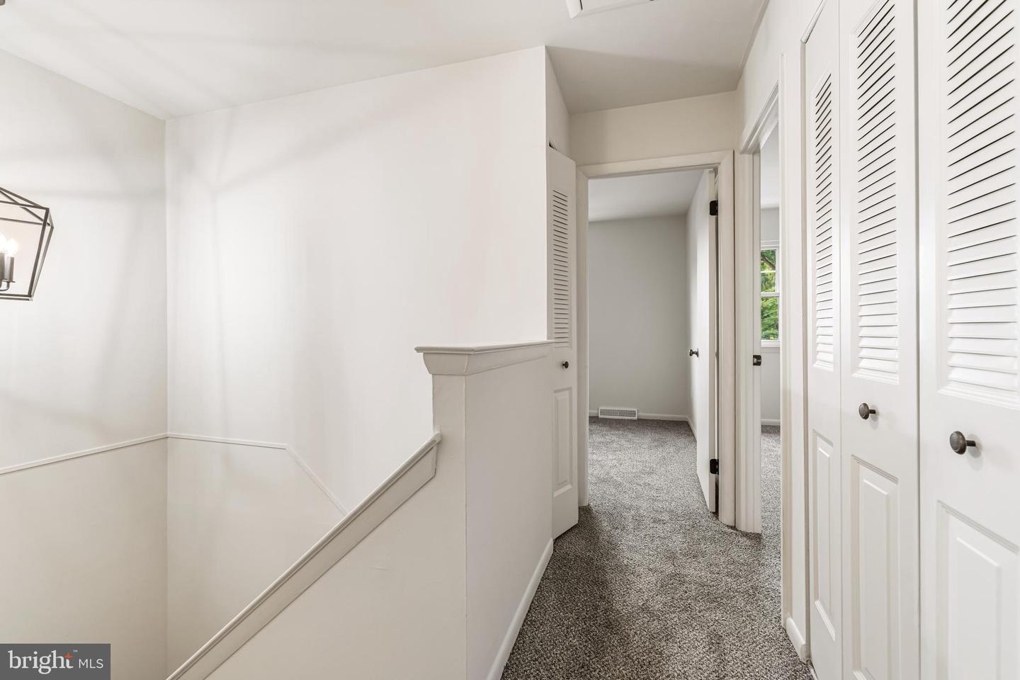 515 N York Rd #2e Property Photo 22