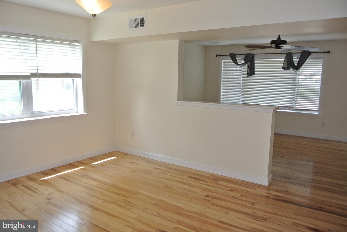 6 Cobblestone Dr Property Photo 4