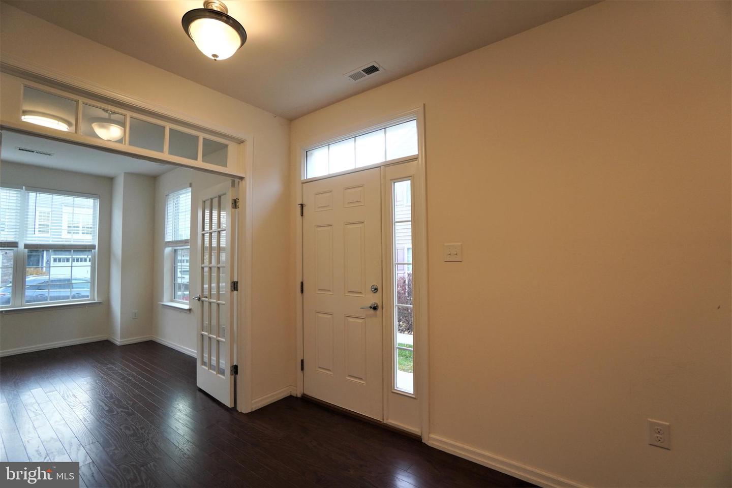1013 Chapman Cir Property Photo 5