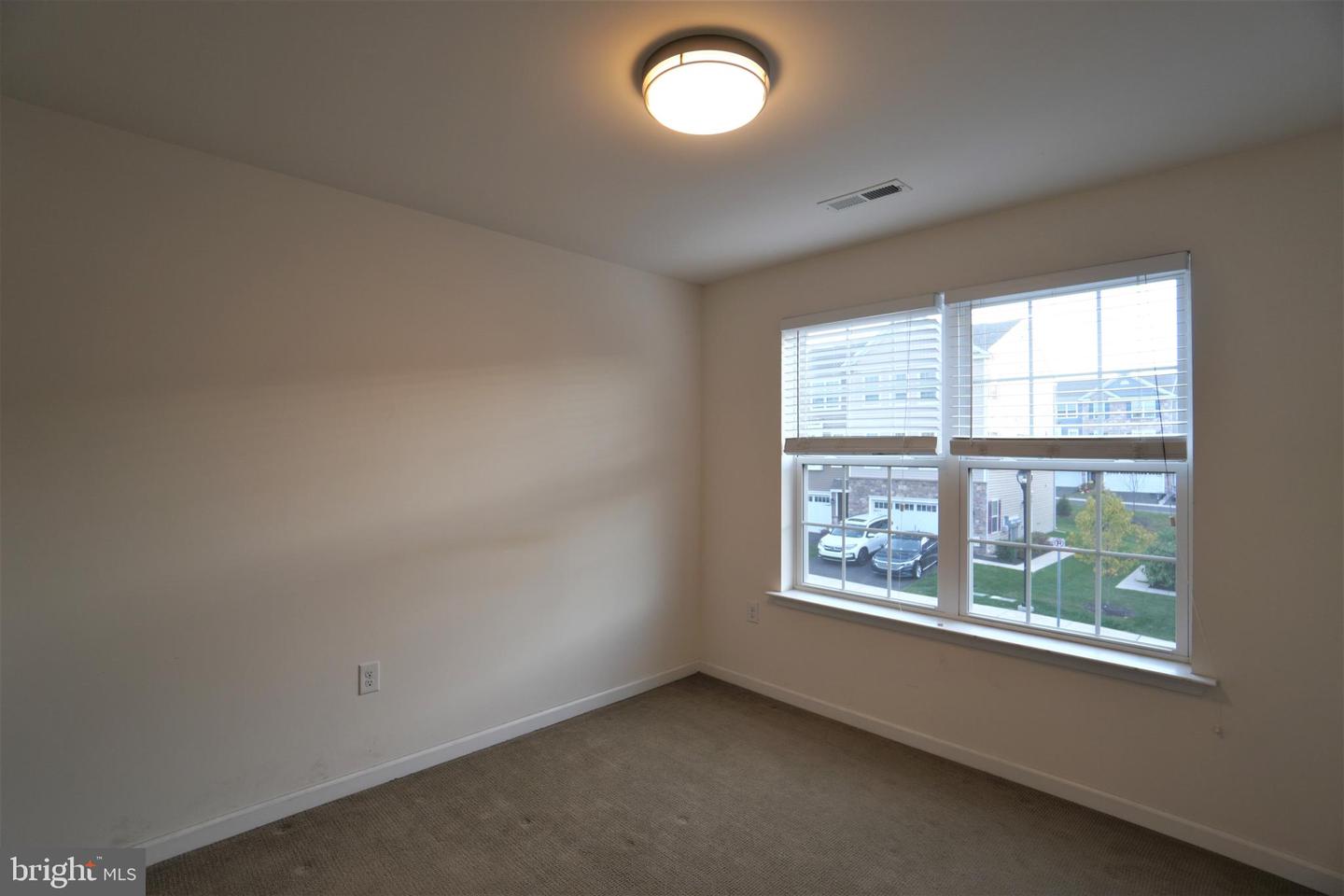 1013 Chapman Cir Property Photo 19