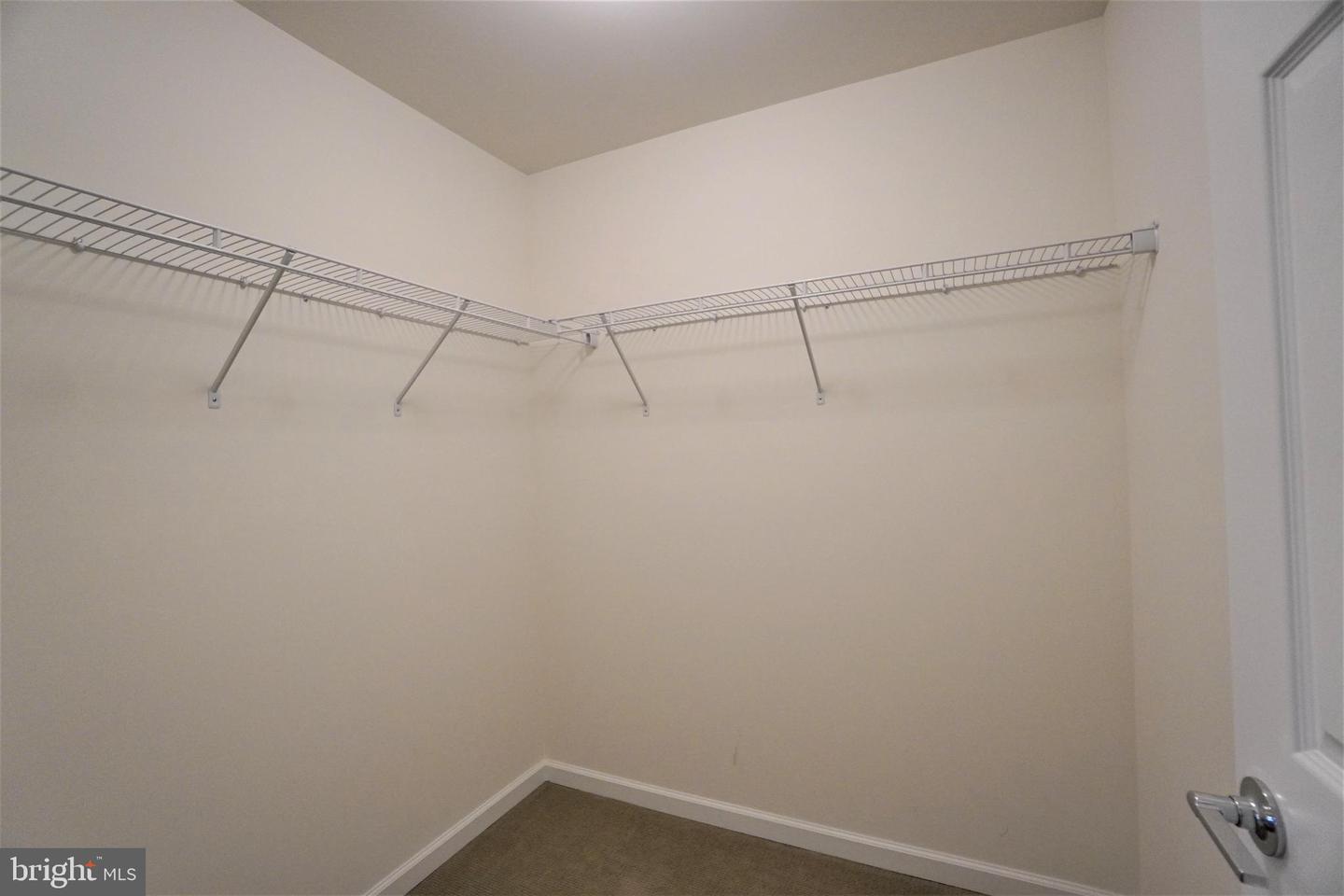 1013 Chapman Cir Property Photo 28
