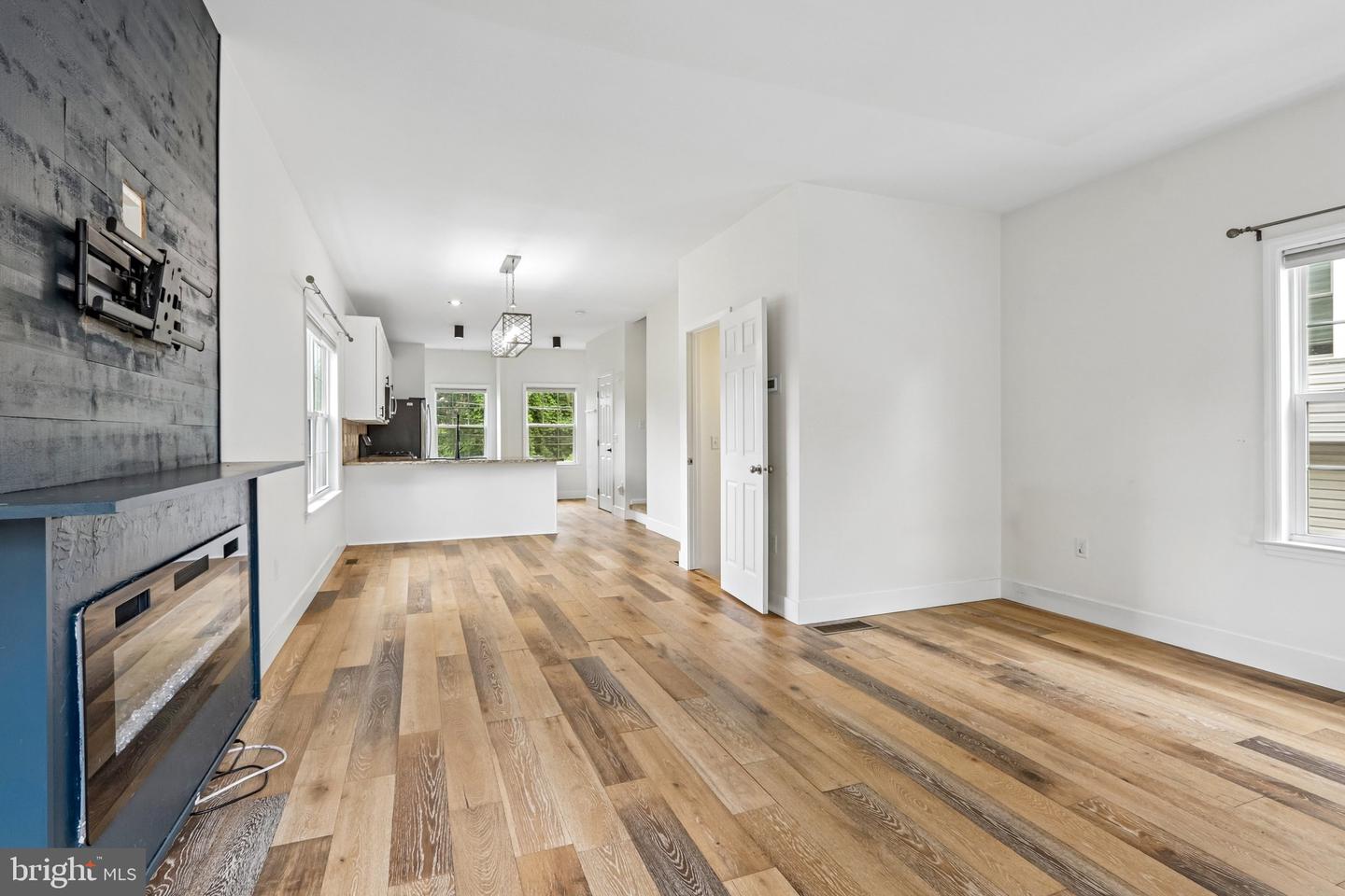 626 Fulton St Property Photo 12