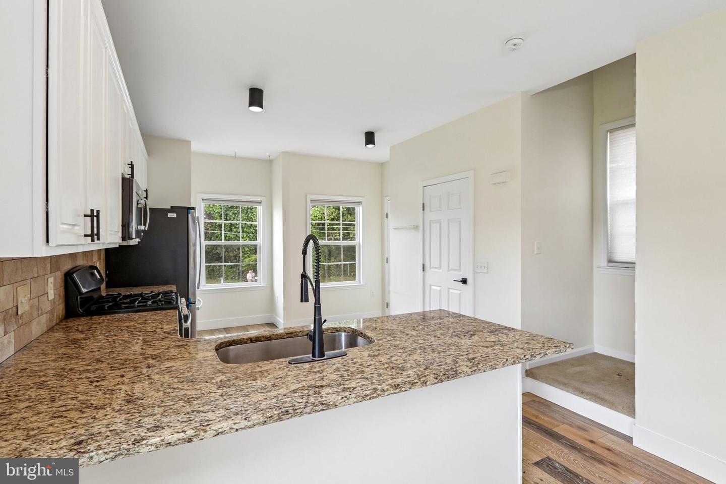626 Fulton St Property Photo 23