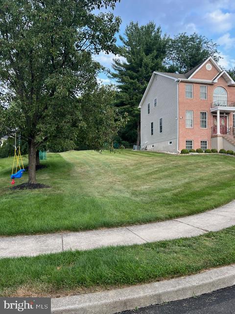2263 Dale Rd Property Photo 2