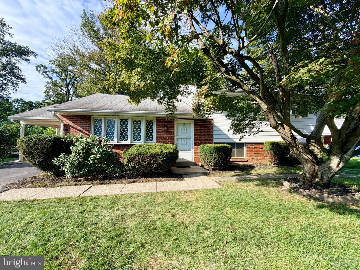 370 Hillside Rd Property Photo 1