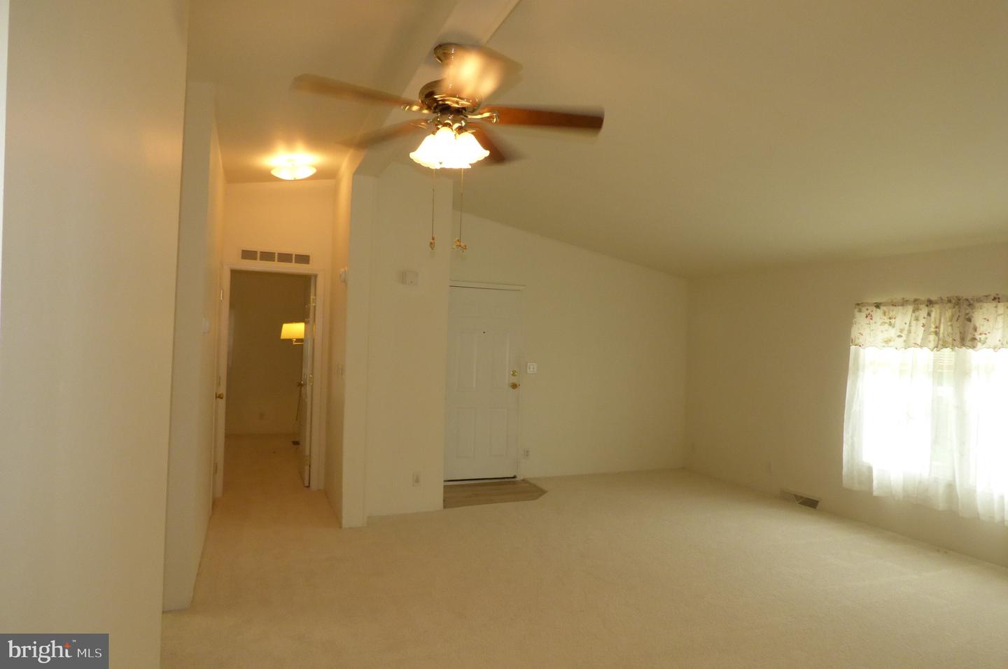 619 Mimosa St Property Photo 6
