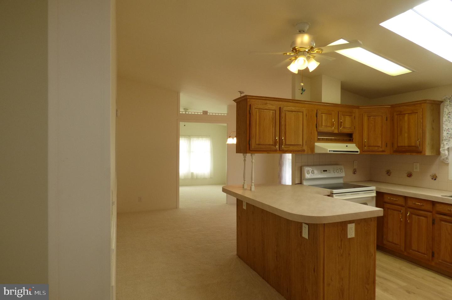 619 Mimosa St Property Photo 8