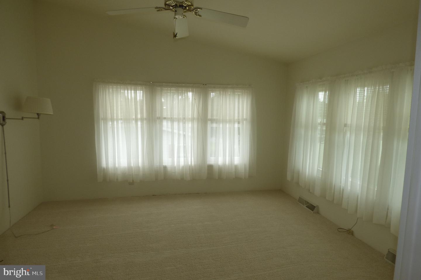 619 Mimosa St Property Photo 11