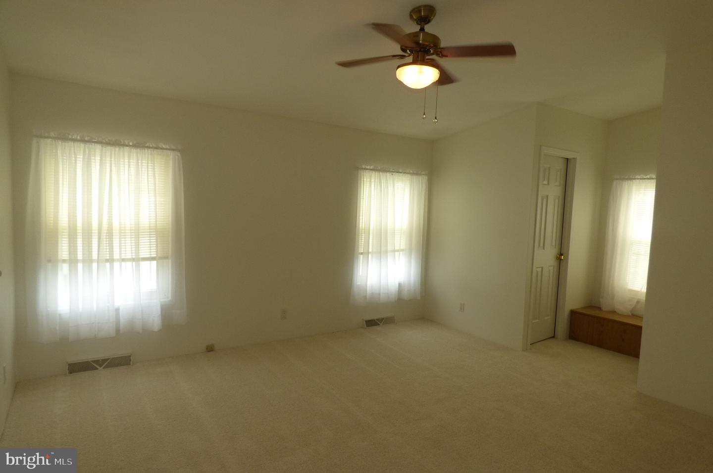 619 Mimosa St Property Photo 14