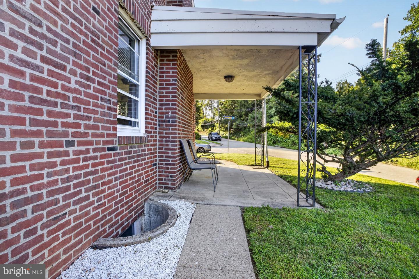 16 Underwood Rd Property Photo 3