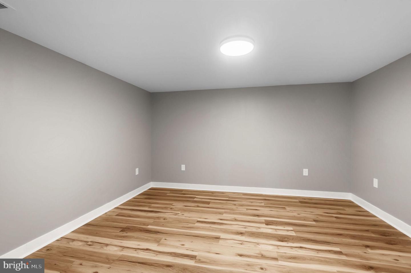 14 Cowpath Rd Property Photo 19