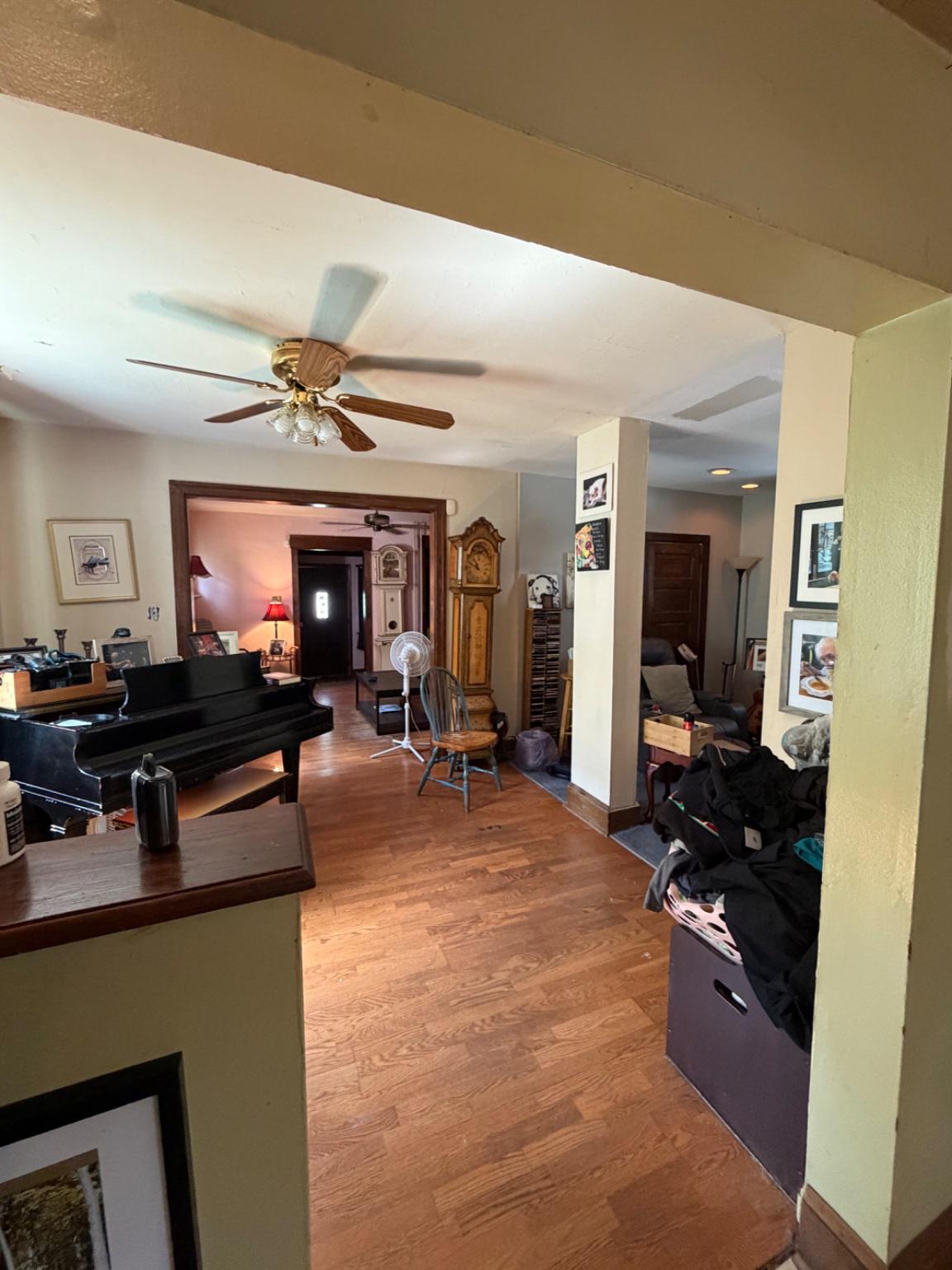 2149 Maplewood Ave Property Photo 12