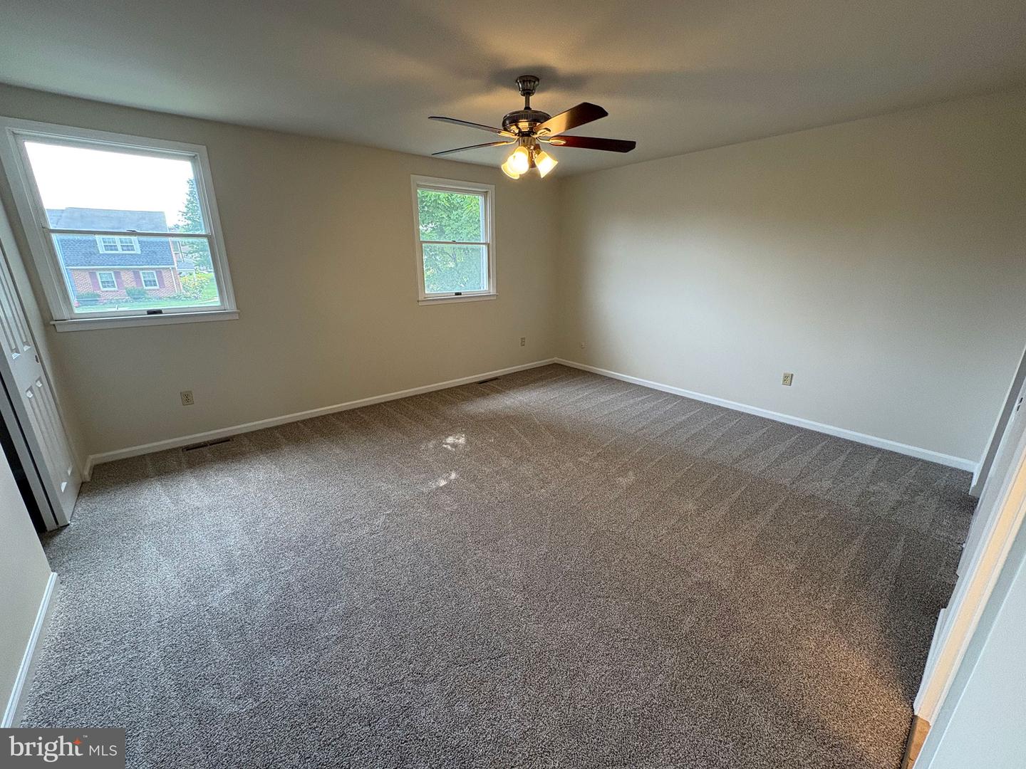 30 Valley Dr Property Photo 15