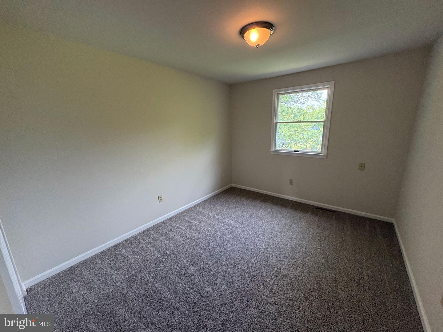 30 Valley Dr Property Photo 19