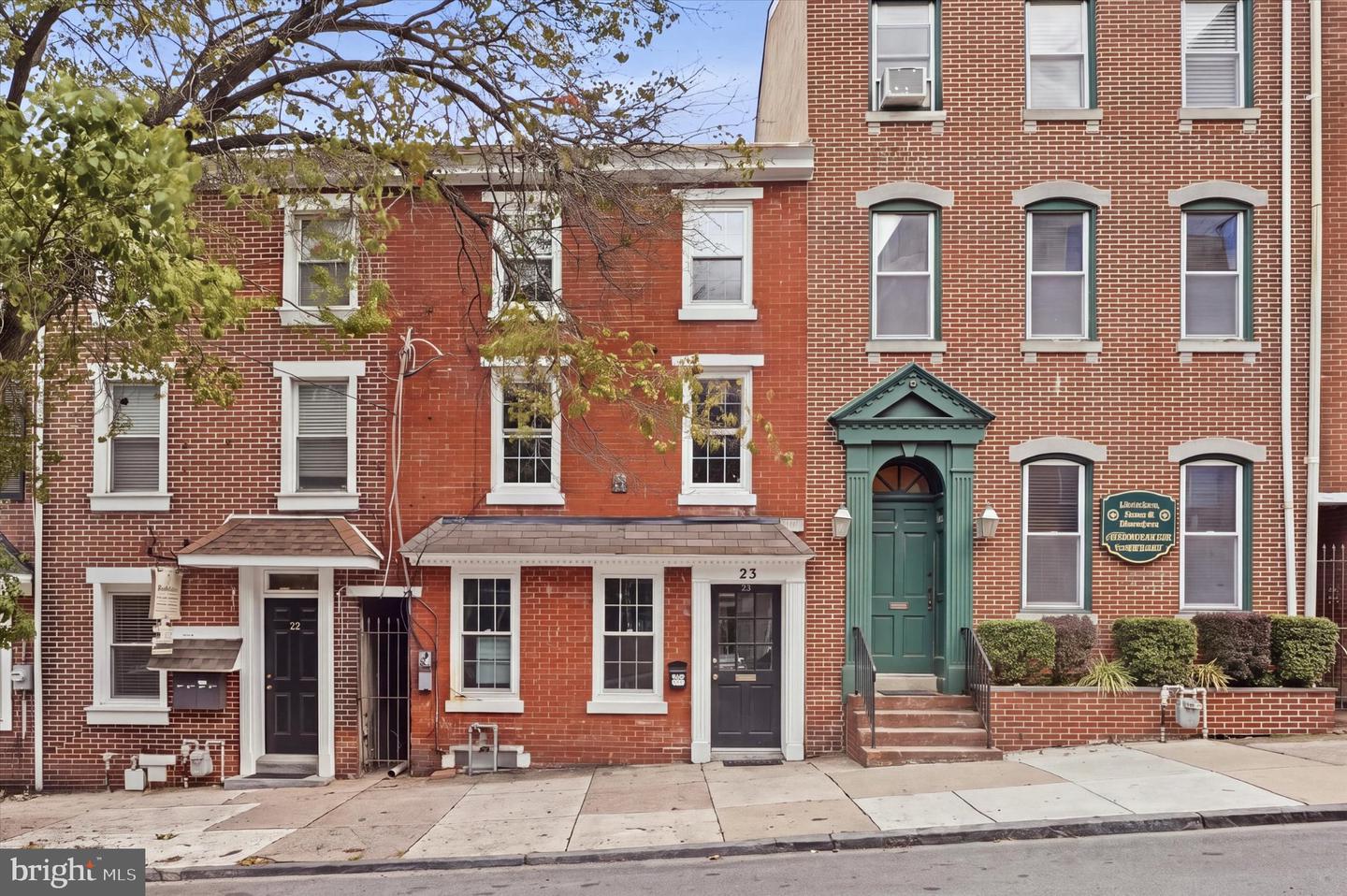23 W AIRY ST Property Photo 1