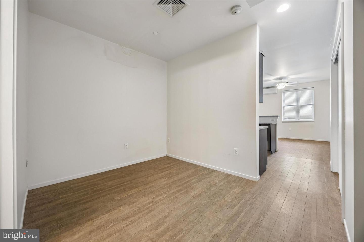 1015-1021 W Lancaster Ave #211 Property Photo 22