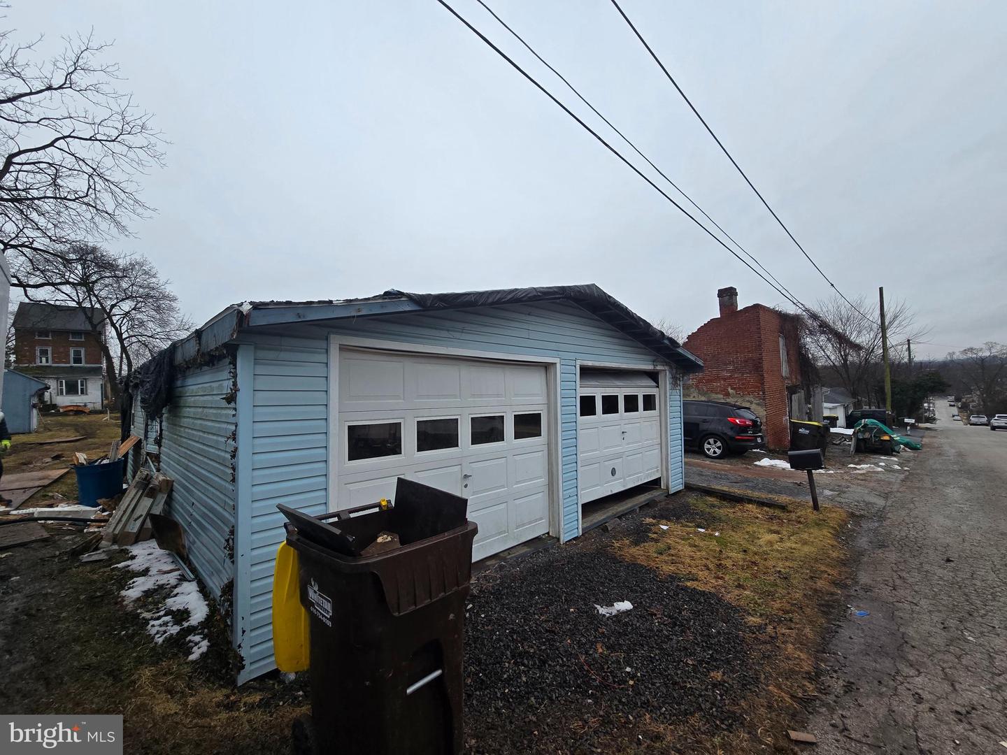 623 Bridge St Property Photo 3