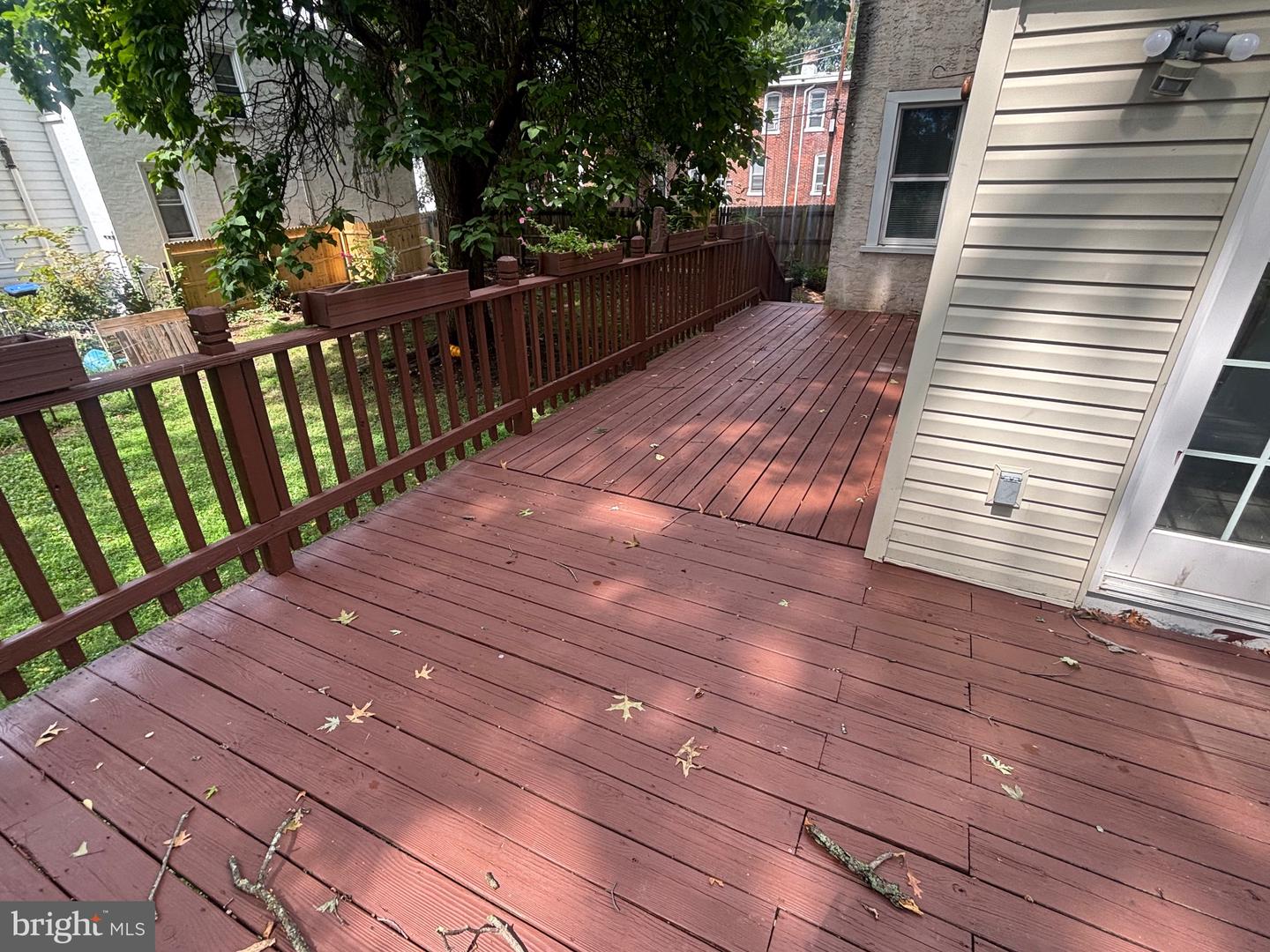 924 Jackson St Property Photo 12