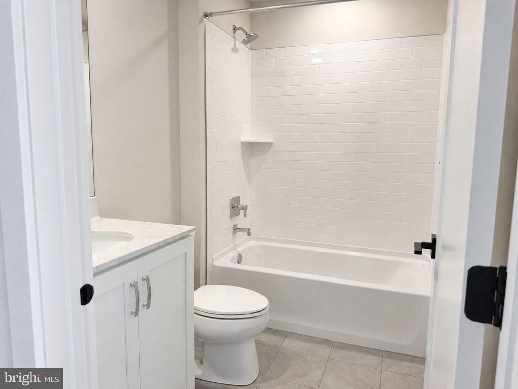 375 Aspen Way Property Photo 8