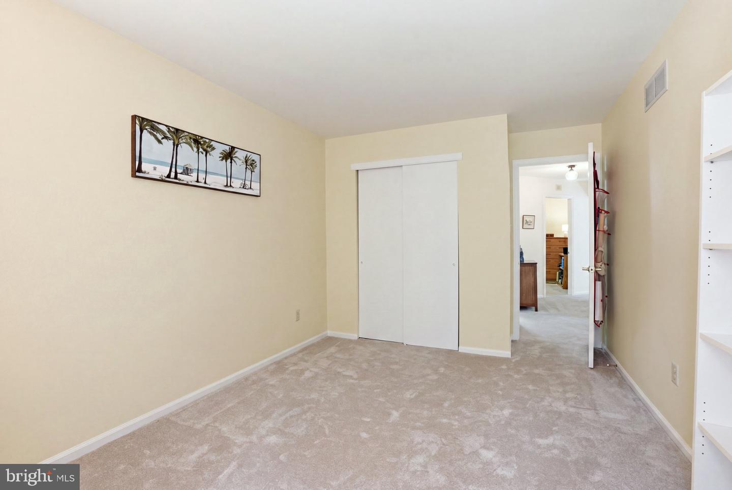 301 Grays Ln Property Photo 50