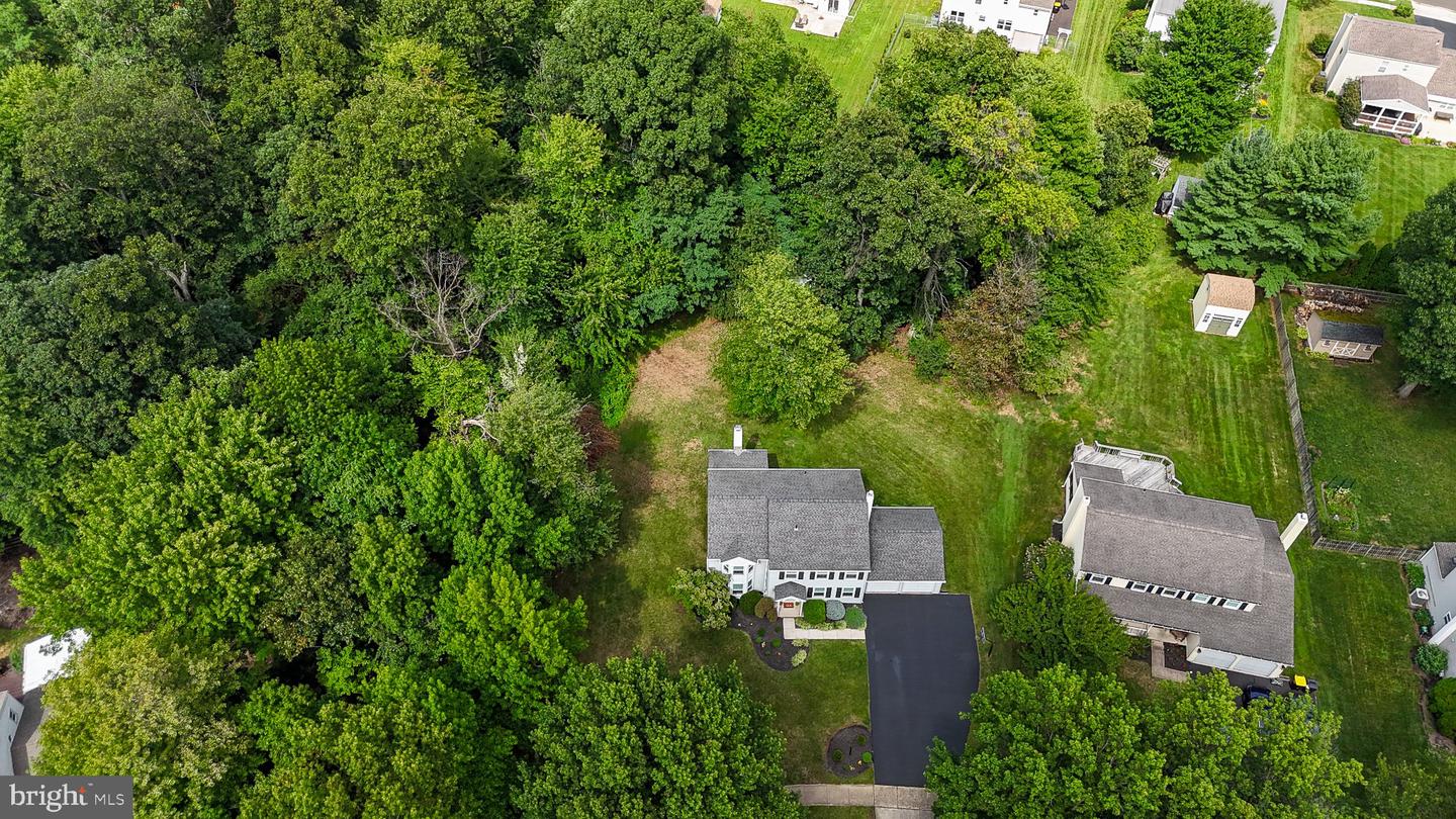 301 Grays Ln Property Photo 59
