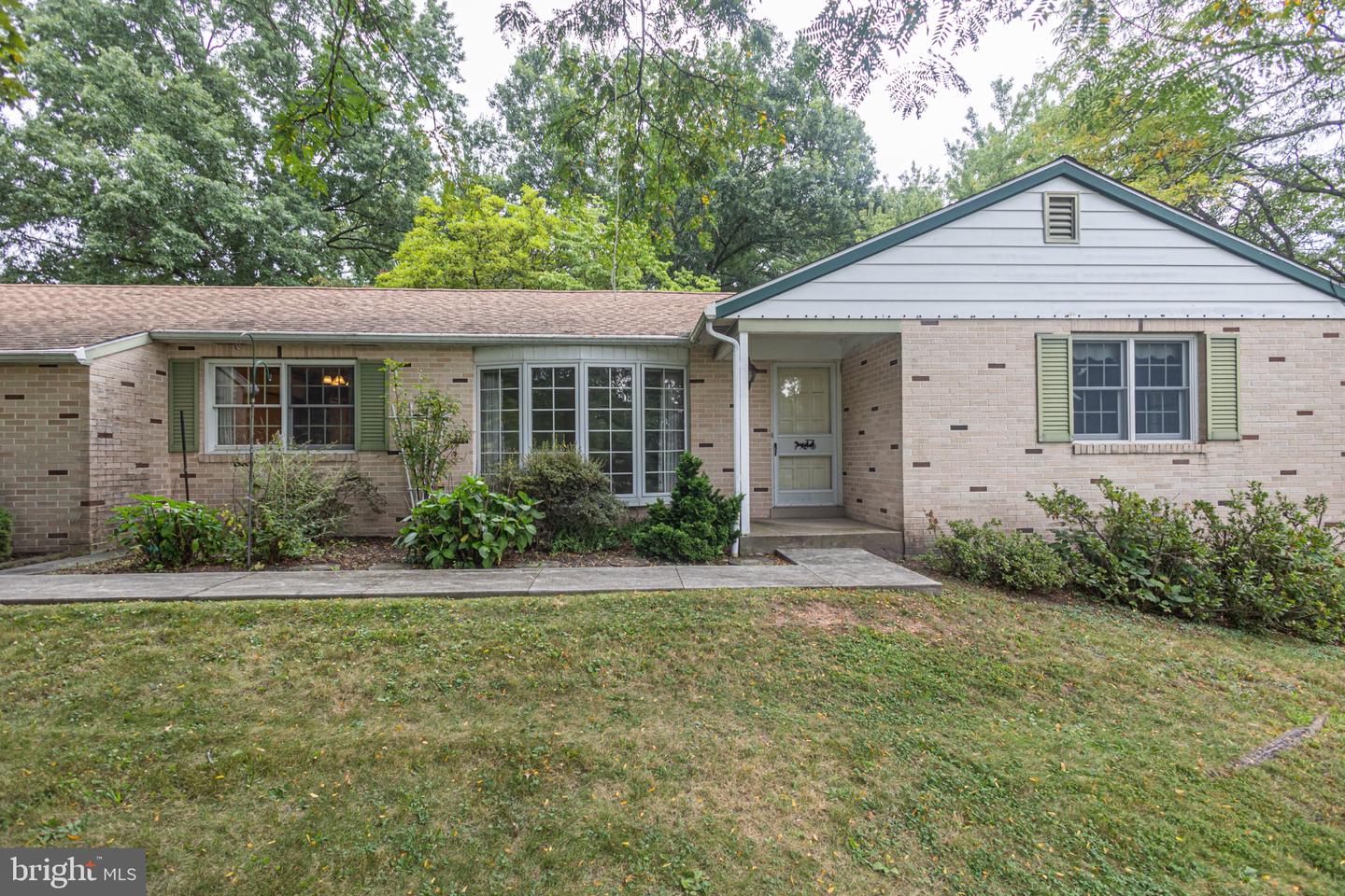 130 Webber Rd # Property Photo 1